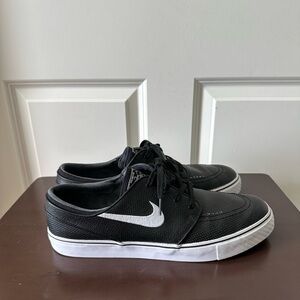 Nike SB Stefan Janoski Low Black Leather Perforated Sneakers Men’s Size 12